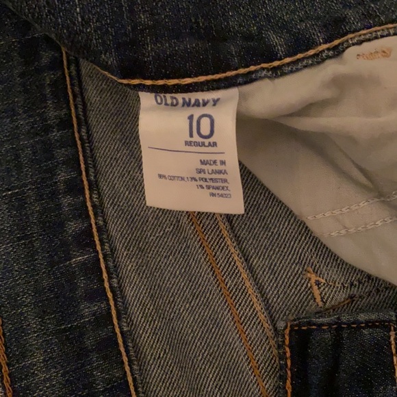 Old Navy Flirt Jeans - Picture 2 of 4